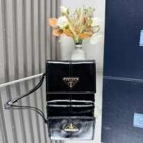 프라다 1MH043 남녀공용 반지갑