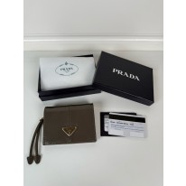 프라다 1M0204 여자 반지갑